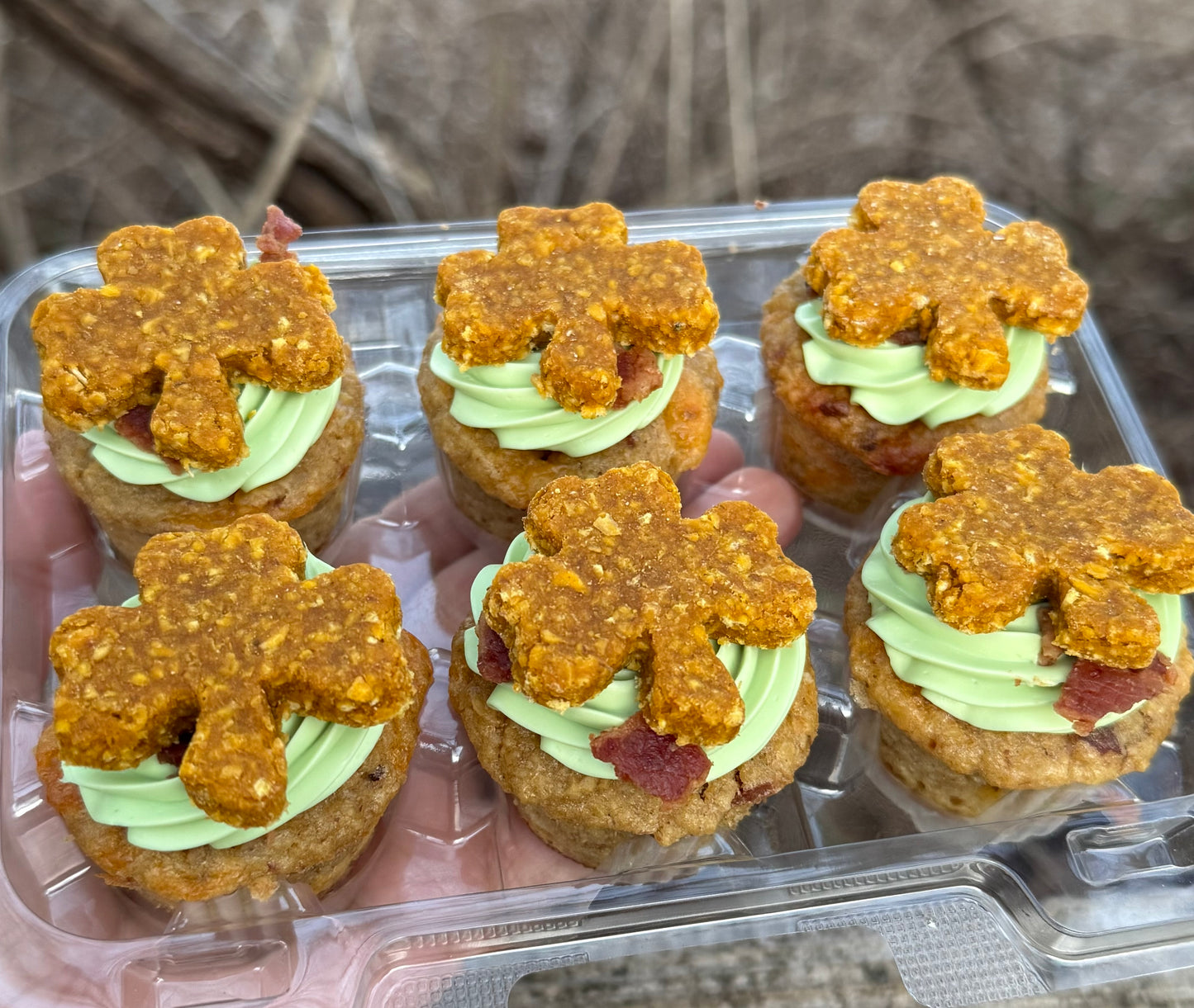St. Paddy’s Pupcakes